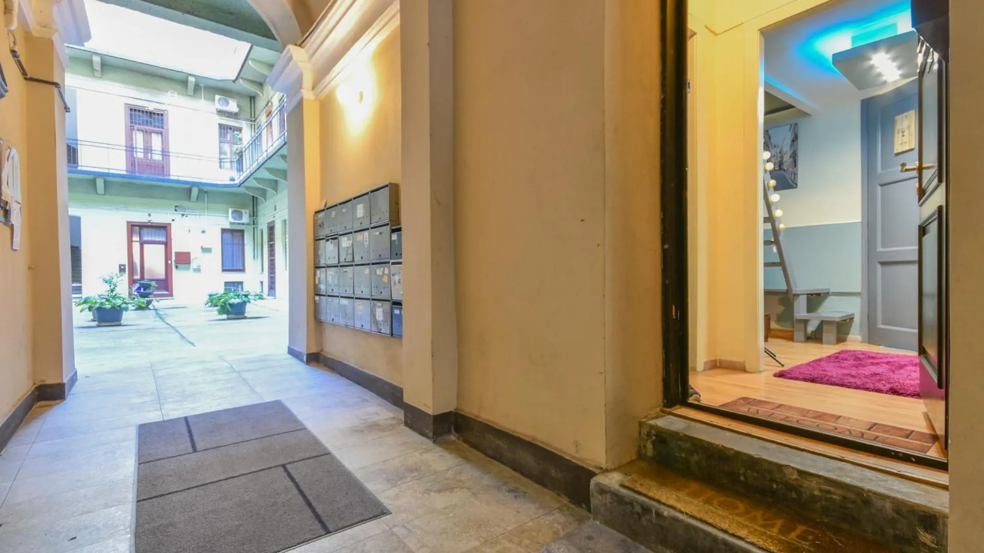 W46 - With 3 Bedrooms 2Ac Max8 In Centrum Budapest
