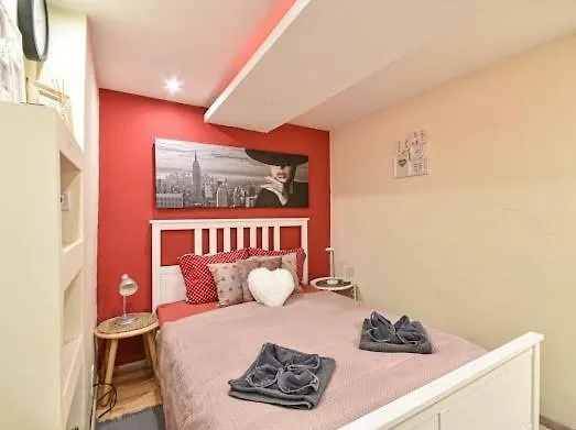 W46 - With 3 Bedrooms 2Ac Max8 In Centrum Budapest
